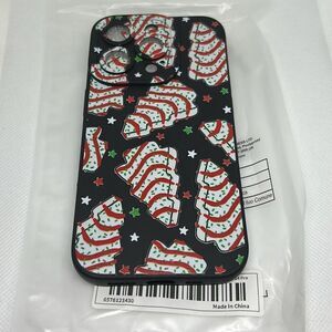 iPhone 14 Pro Phone Case Christmas Tree Snack Cake